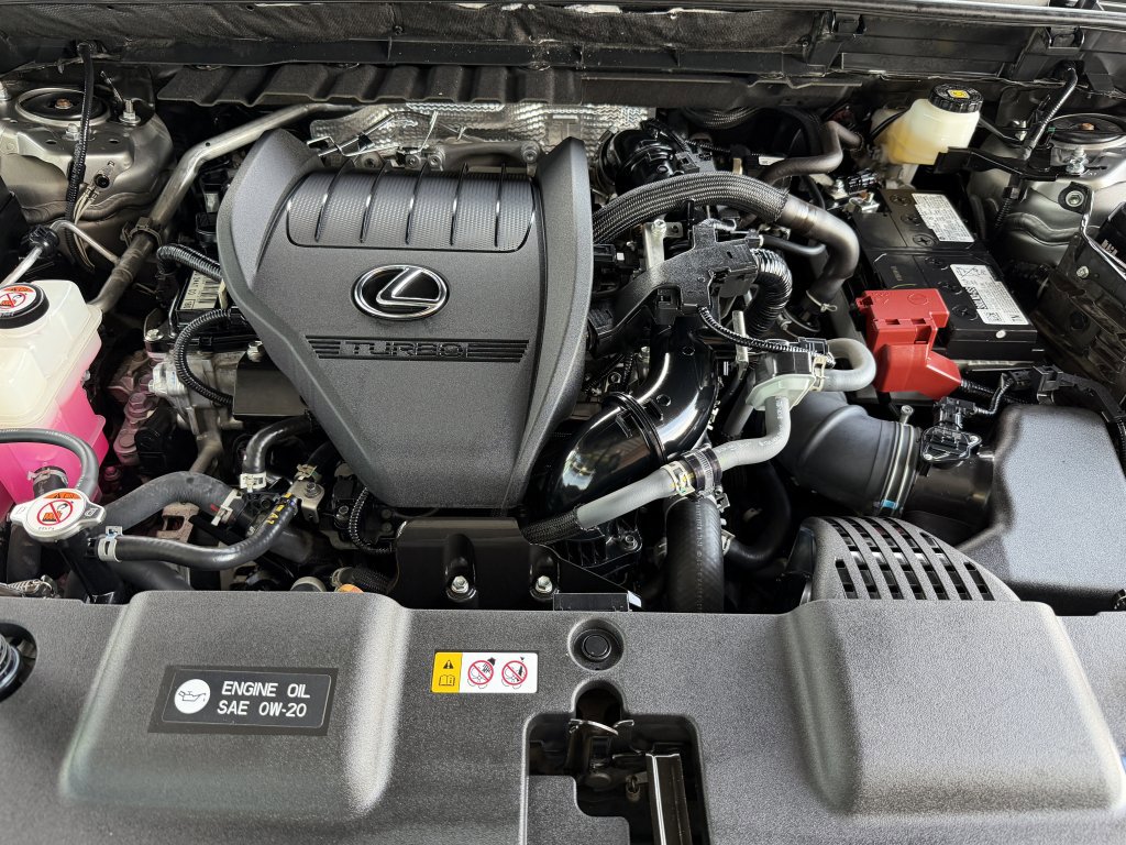 Used 2024 Lexus NX 350 F Sport image 41