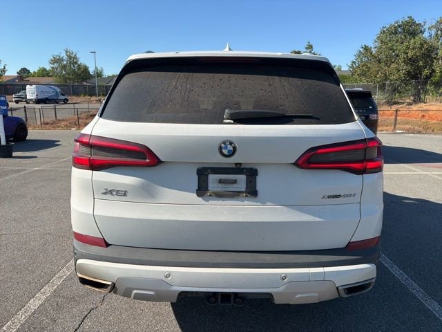 Used 2019 BMW X5 xDrive40i w/ Premium Package 2 AWD/4WD image 4