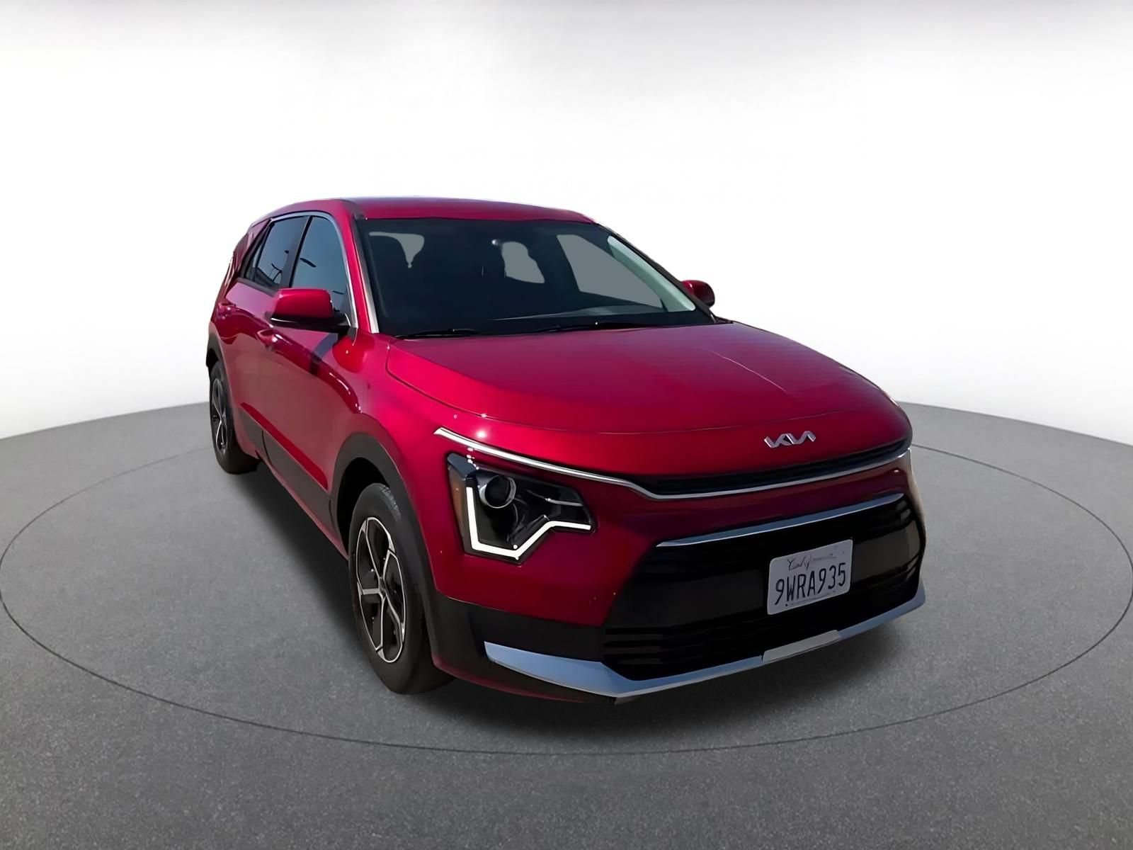 Used 2026 Kia Niro LX FWD image 3
