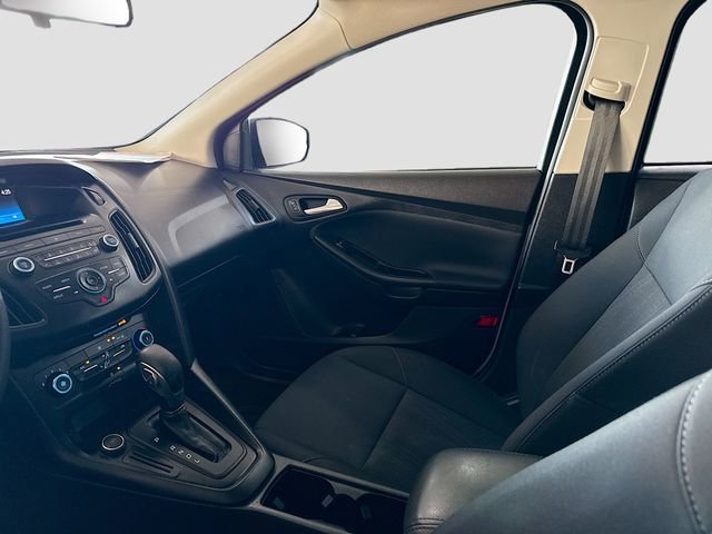 Used 2017 Ford Focus SE image 22