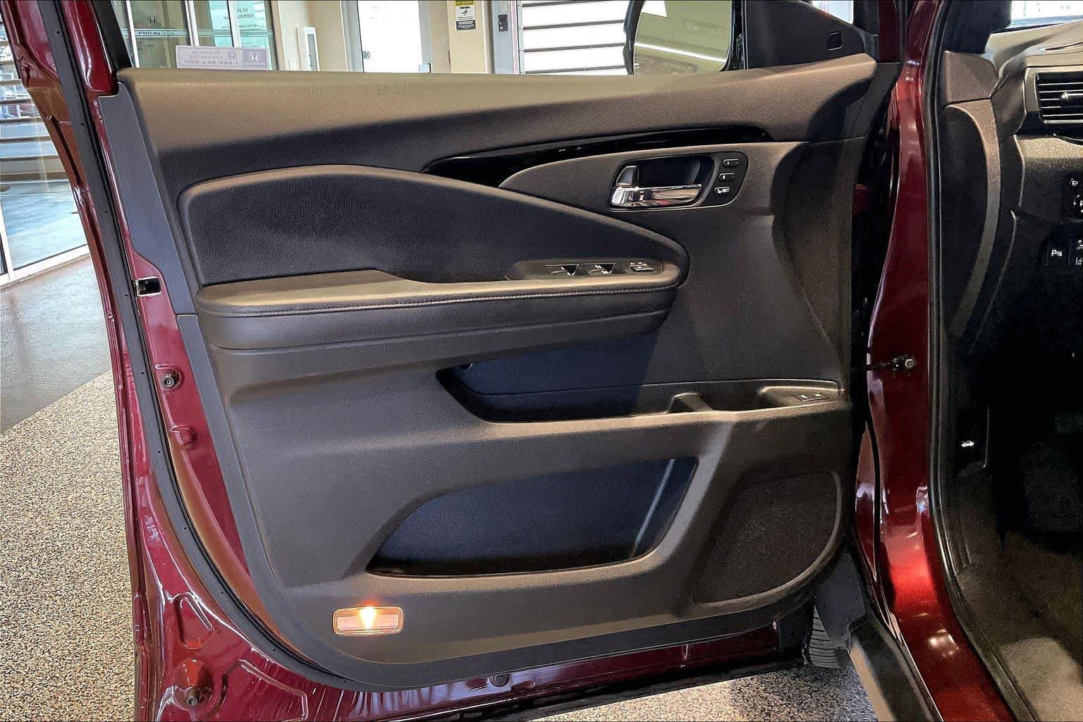 Used 2021 Honda Passport Elite image 21