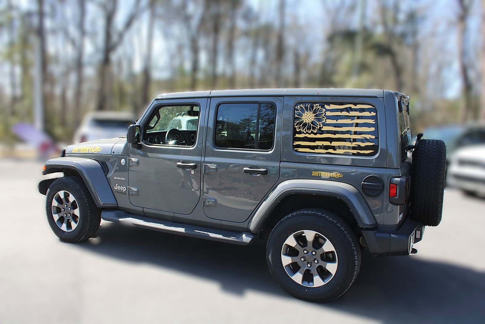 Used 2022 Jeep Wrangler Unlimited Sahara w/ Cold Weather Group image 6