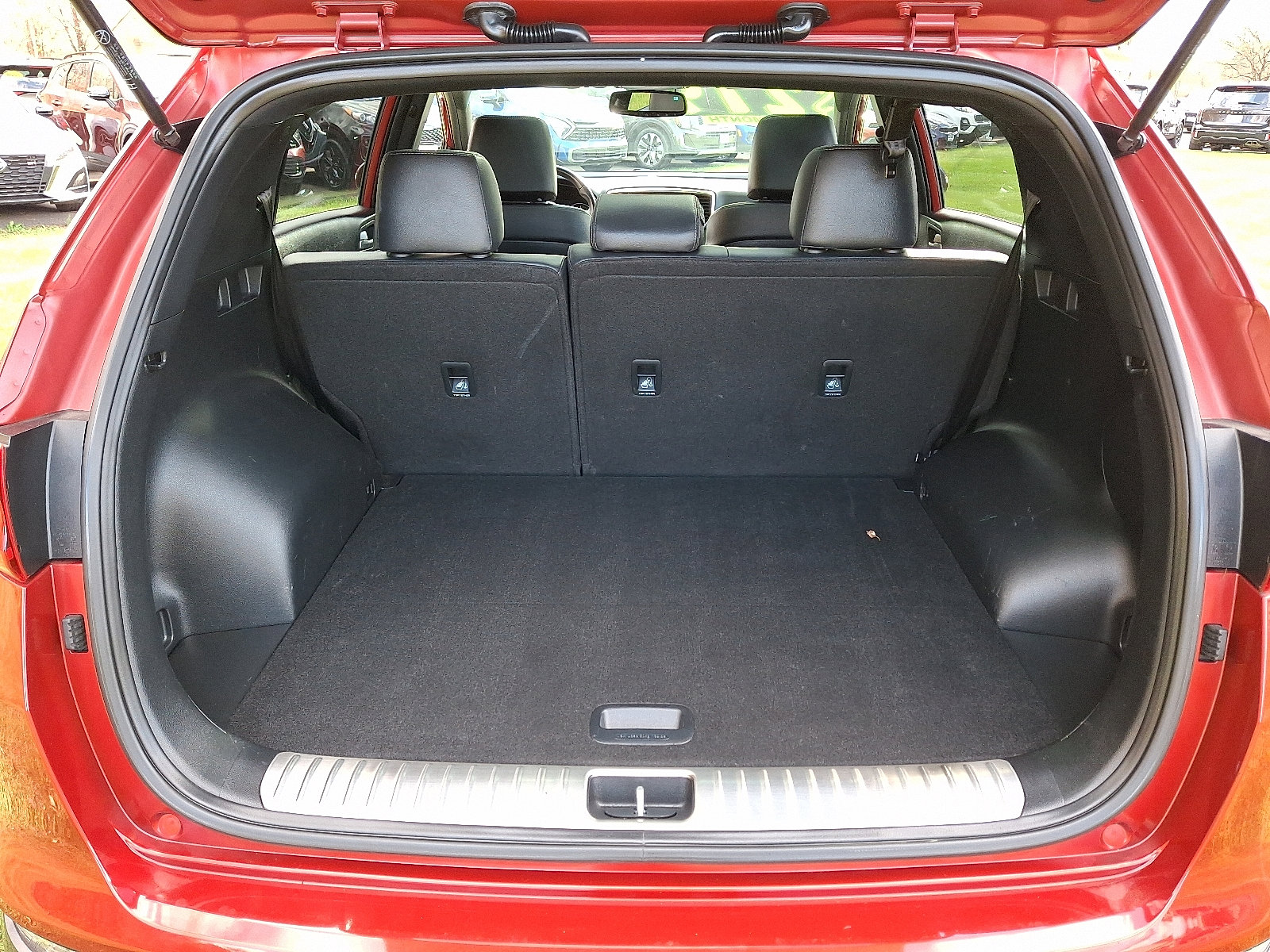 Used 2022 Kia Sportage Nightfall Edition w/ Nighfall AWD Premium Package image 31