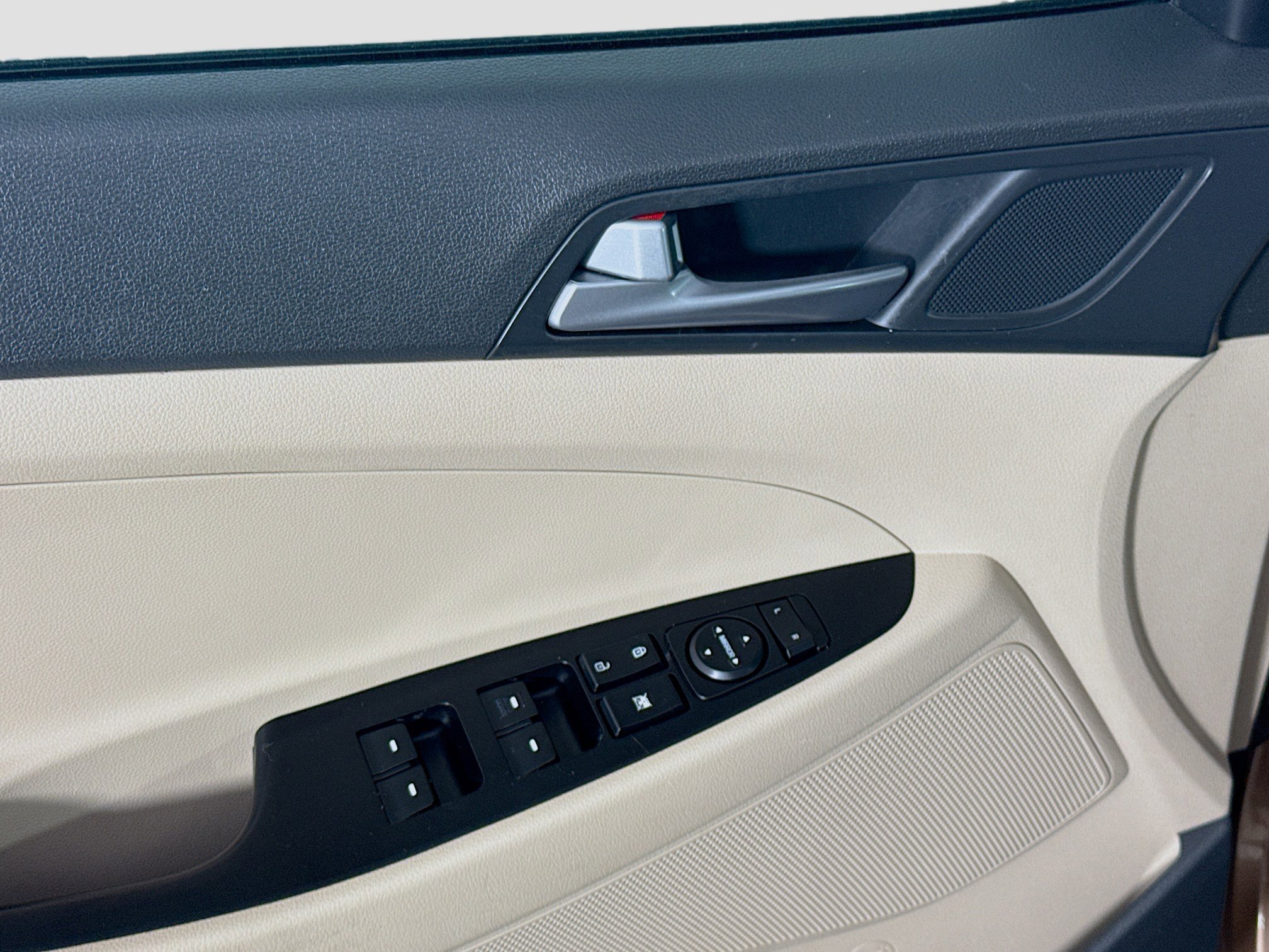 Used 2017 Hyundai Tucson SE image 23