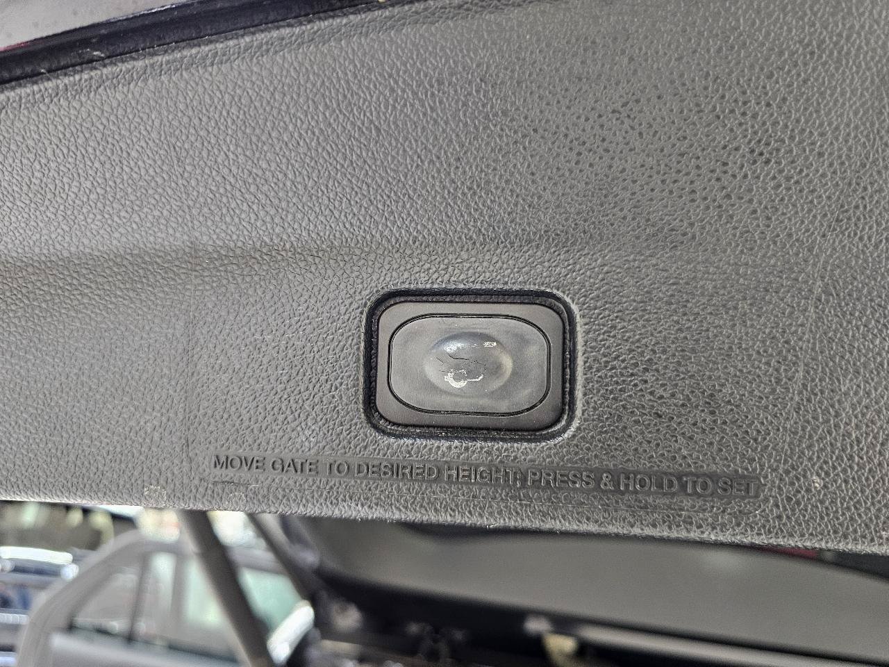 Used 2019 Ford Explorer Limited w/ Class III Trailer Tow Package FWD image 15