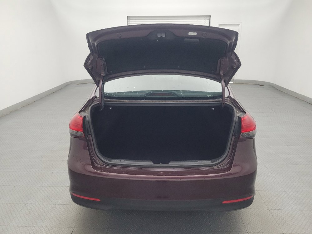 Used 2018 Kia Forte LX FWD image 29