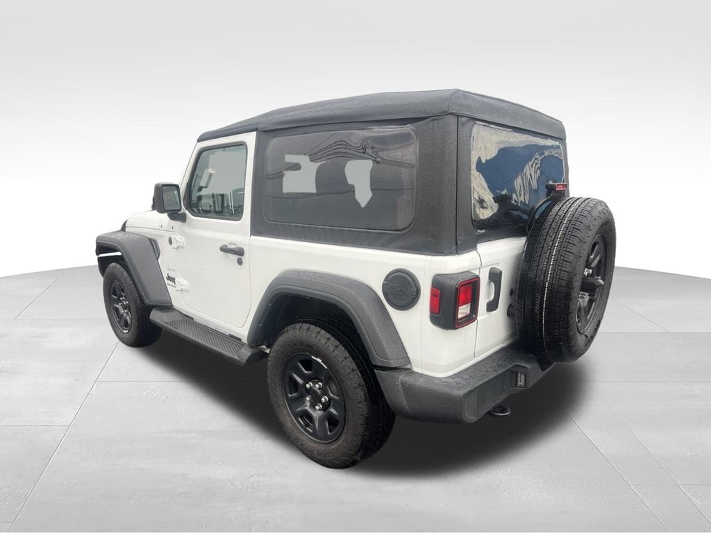 Used 2025 Jeep Wrangler Sport AWD/4WD image 6