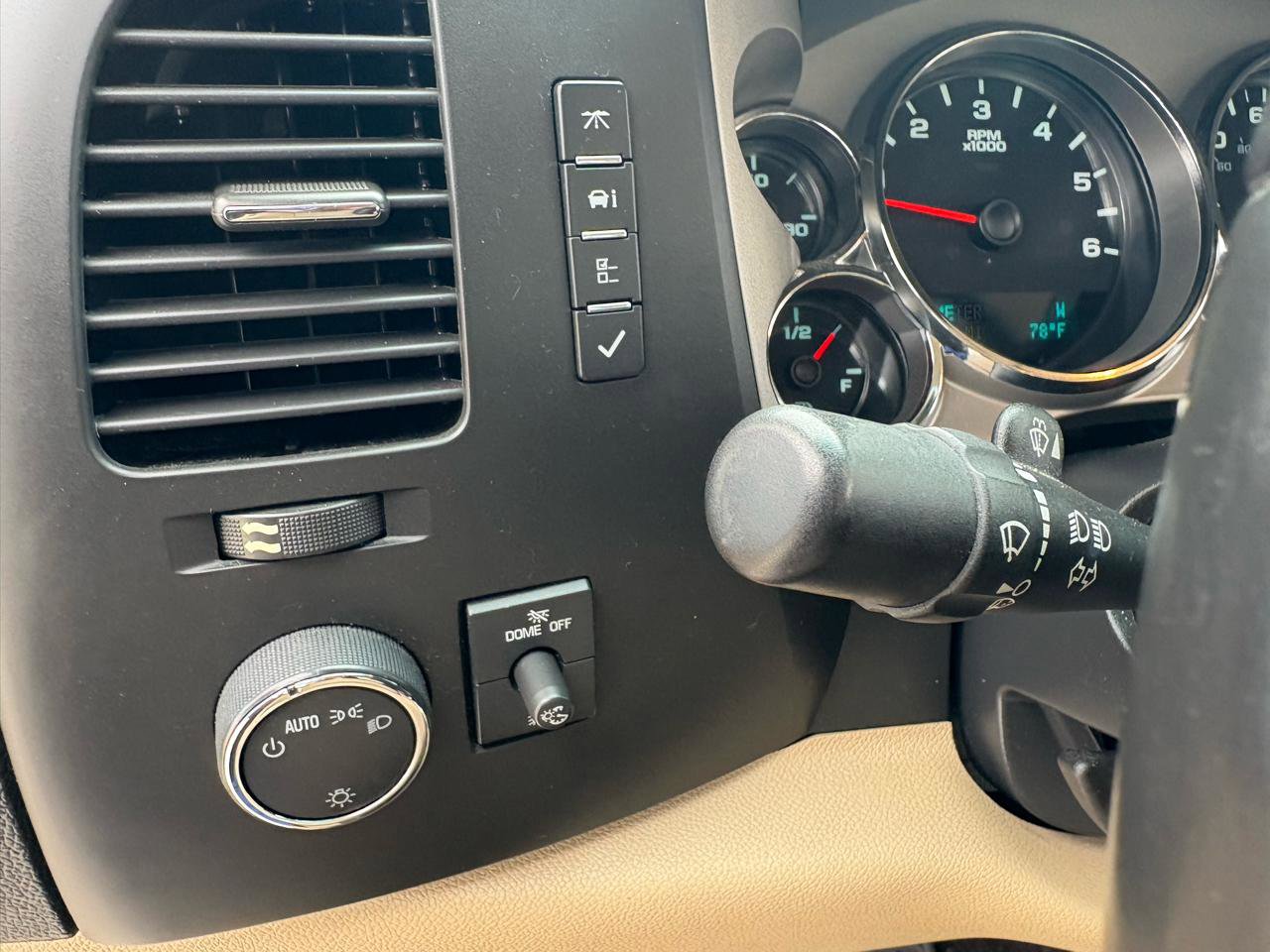 Used 2011 Chevrolet Silverado 1500 LT w/ All-Star Edition image 42