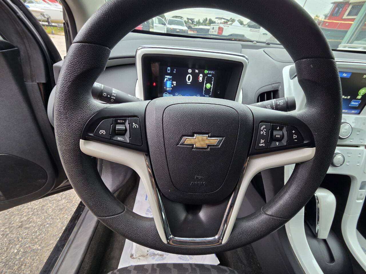 Used 2013 Chevrolet Volt FWD image 20