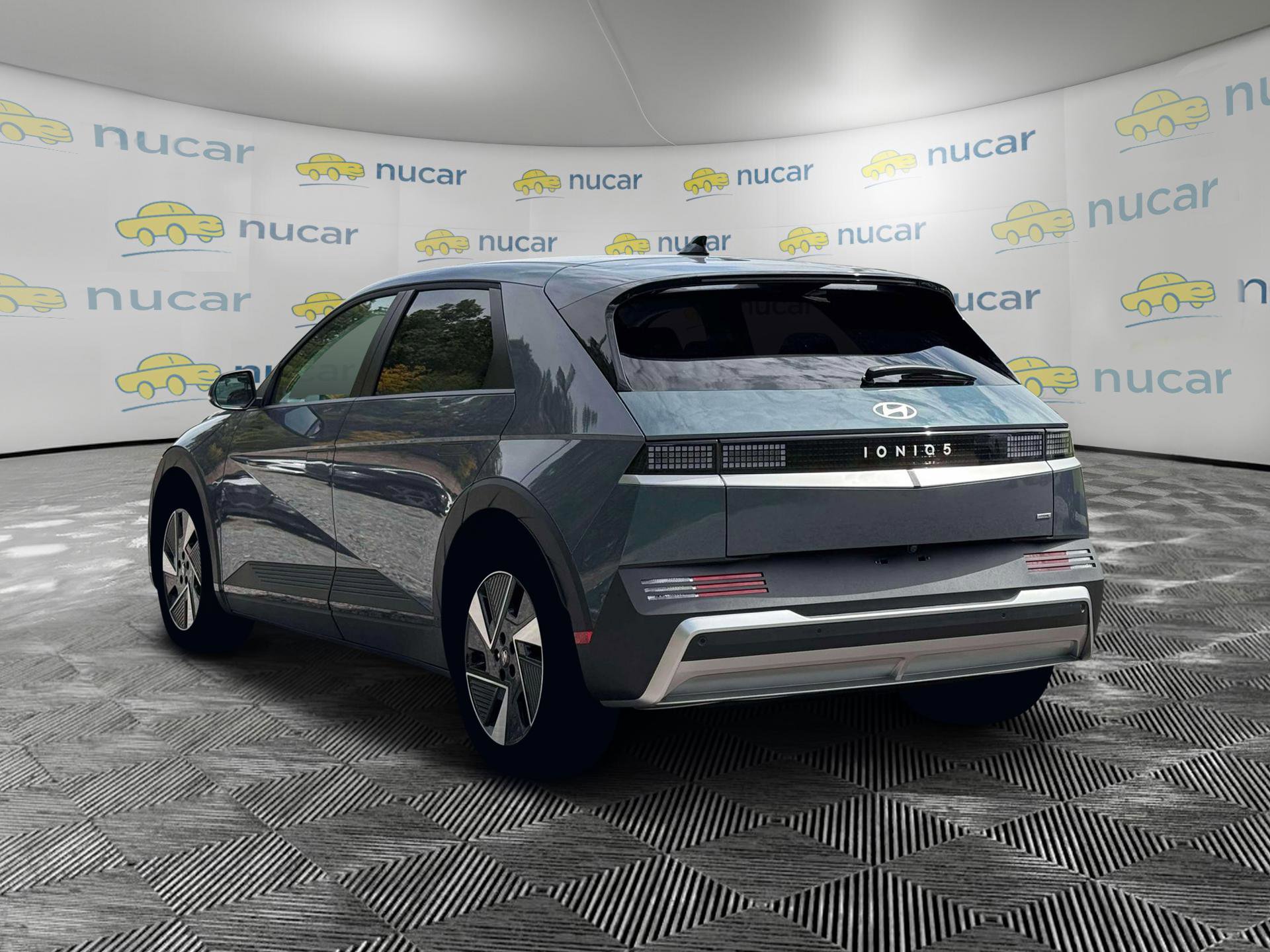 New 2026 Hyundai Ioniq 5 SE image 5