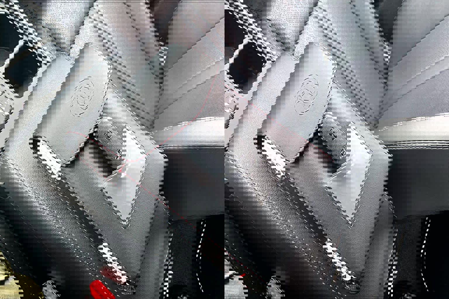 Used 2021 Kia Sorento S image 14