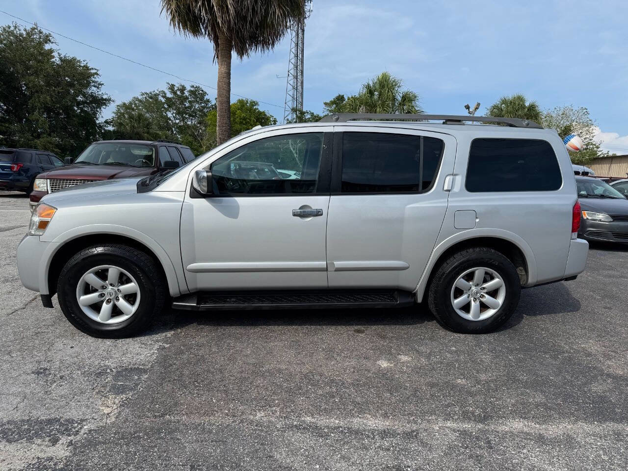 Used 2012 Nissan Armada SV w/ Driver Pkg image 5