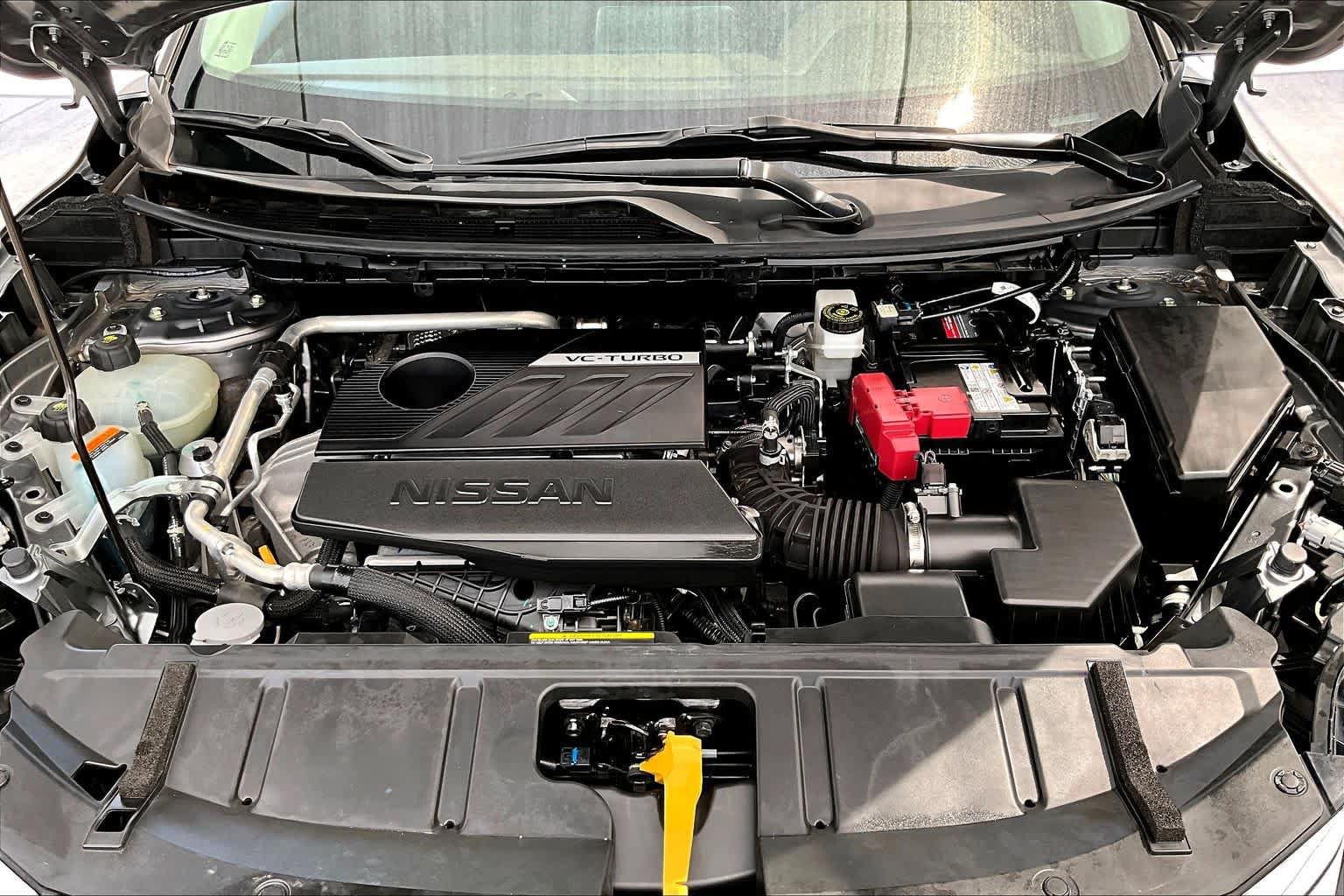 Used 2023 Nissan Rogue SV FWD image 32
