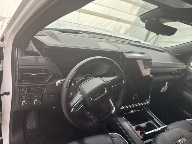 New 2026 GMC Yukon XL AT4 Ultimate AWD/4WD image 10