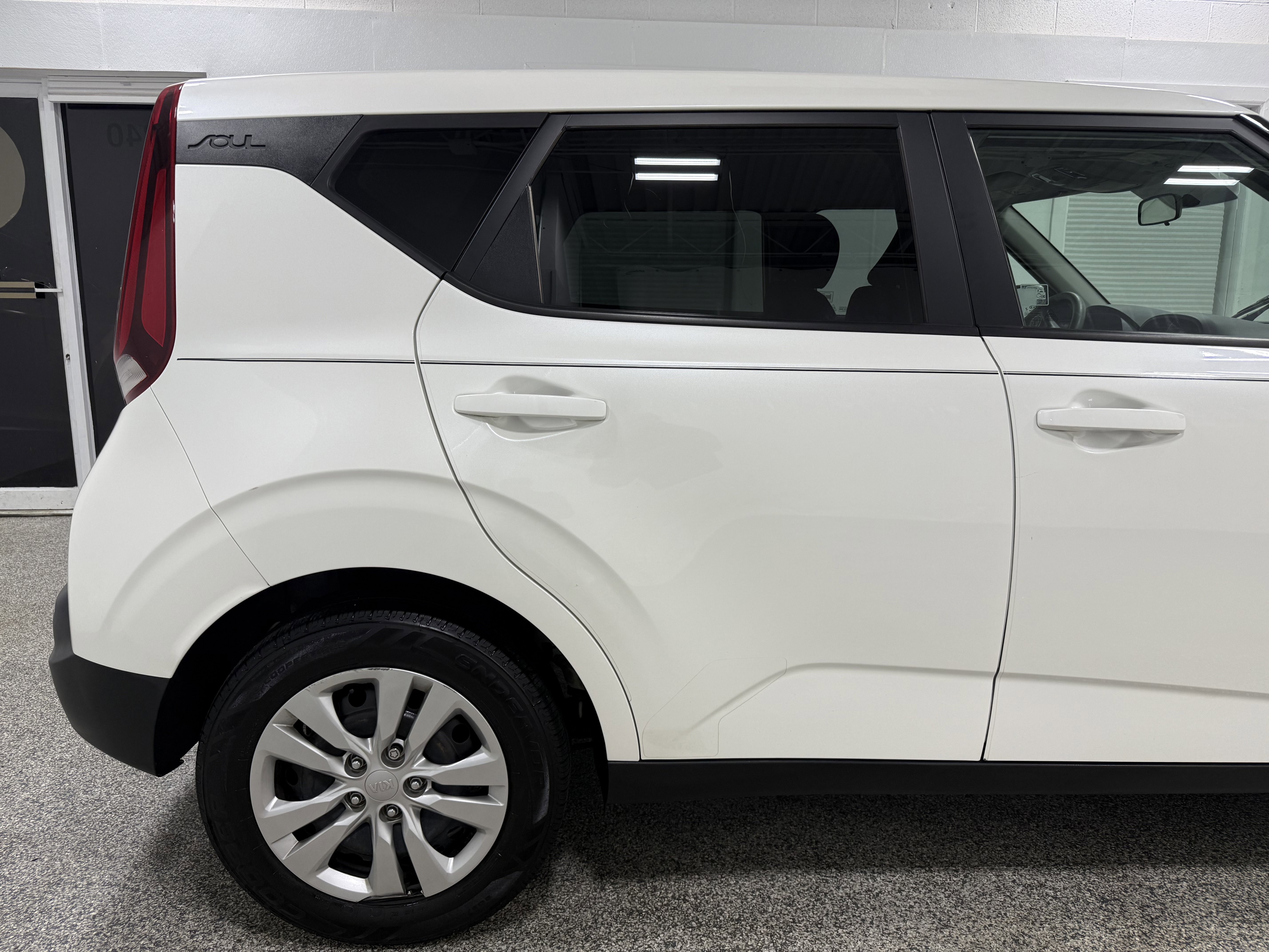 Used 2021 Kia Soul LX image 5