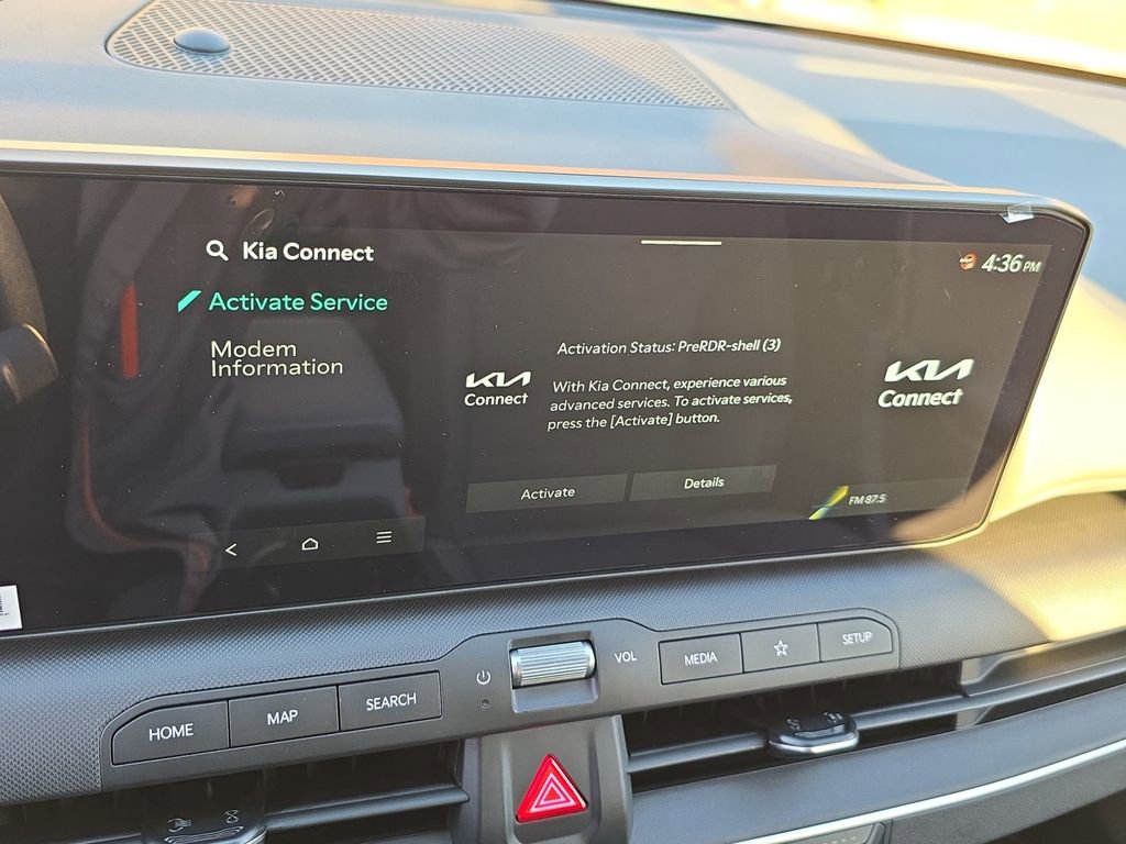 New 2025 Kia K4 LXS image 34