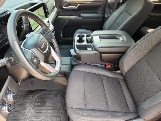 Used 2023 GMC Sierra 1500 Elevation w/ LPO, Elevation Black Package AWD/4WD image 13