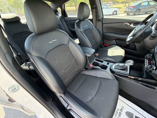 Used 2023 Kia Forte GT-Line w/ GT-Line Premium Package image 29