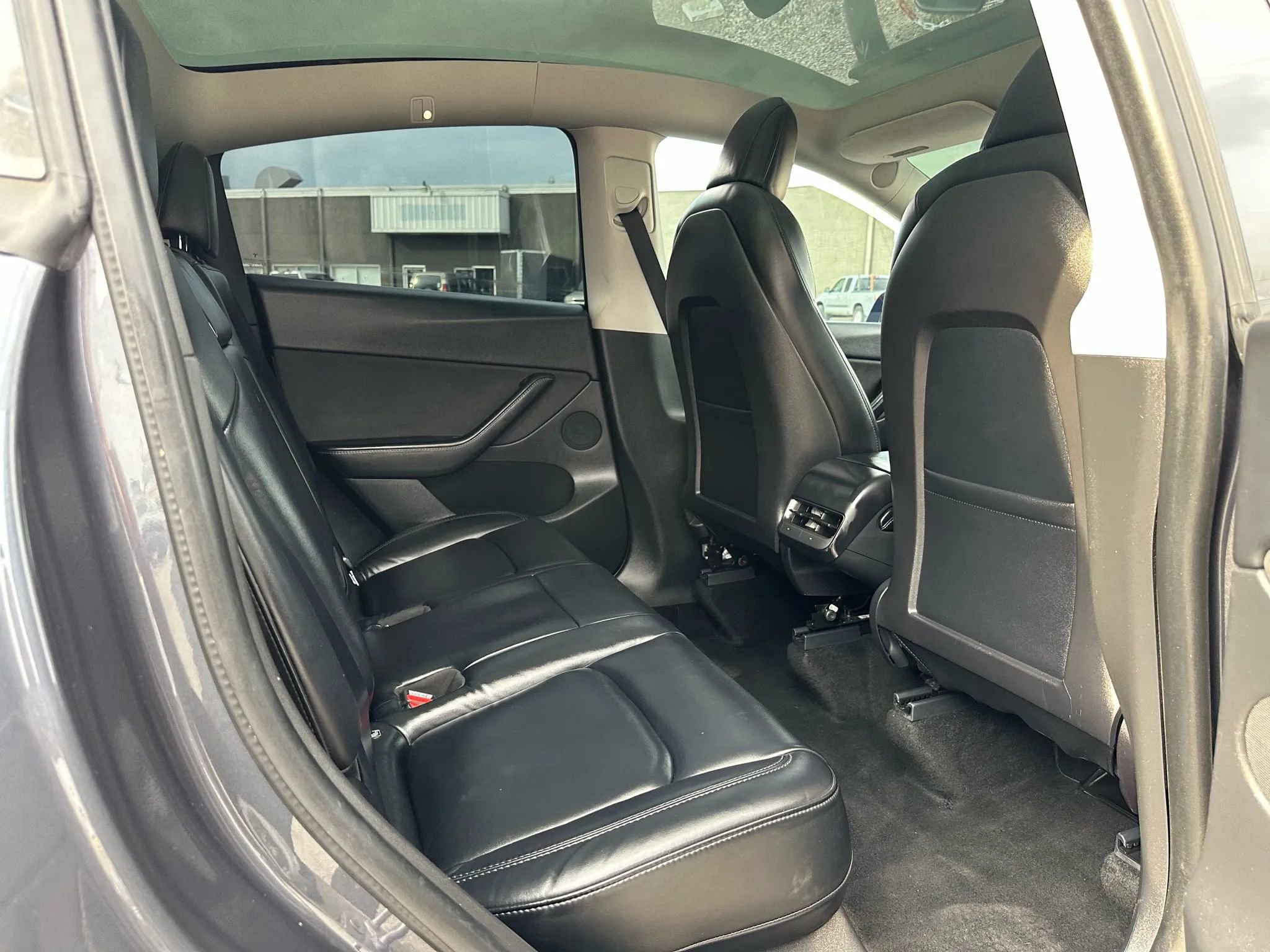 Used 2021 Tesla Model Y Performance image 26