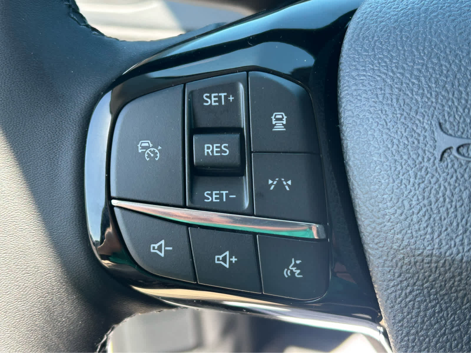 New 2026 Ford Escape Active w/ Tech Pack #1 AWD/4WD image 21