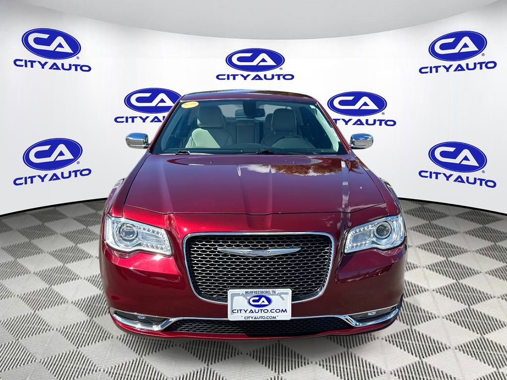 Used 2018 Chrysler 300 Limited image 10