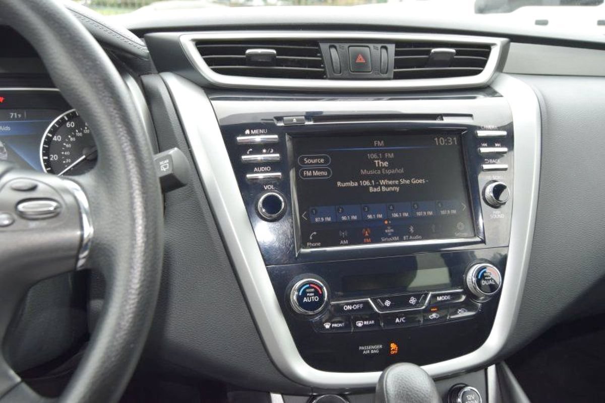 Used 2019 Nissan Murano S AWD/4WD image 25