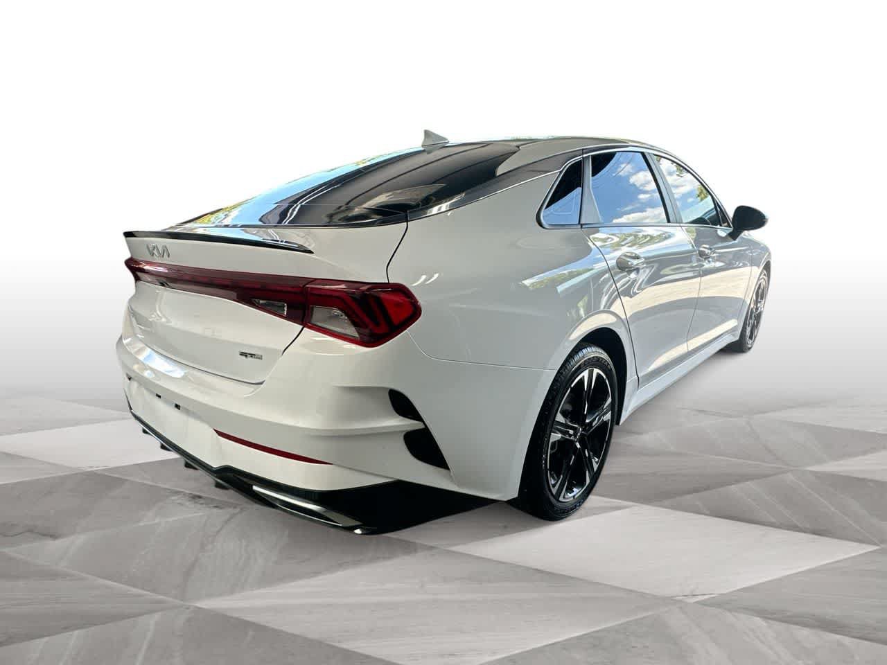 Used 2024 Kia K5 GT-Line w/ GT-Line Premium Package FWD image 8
