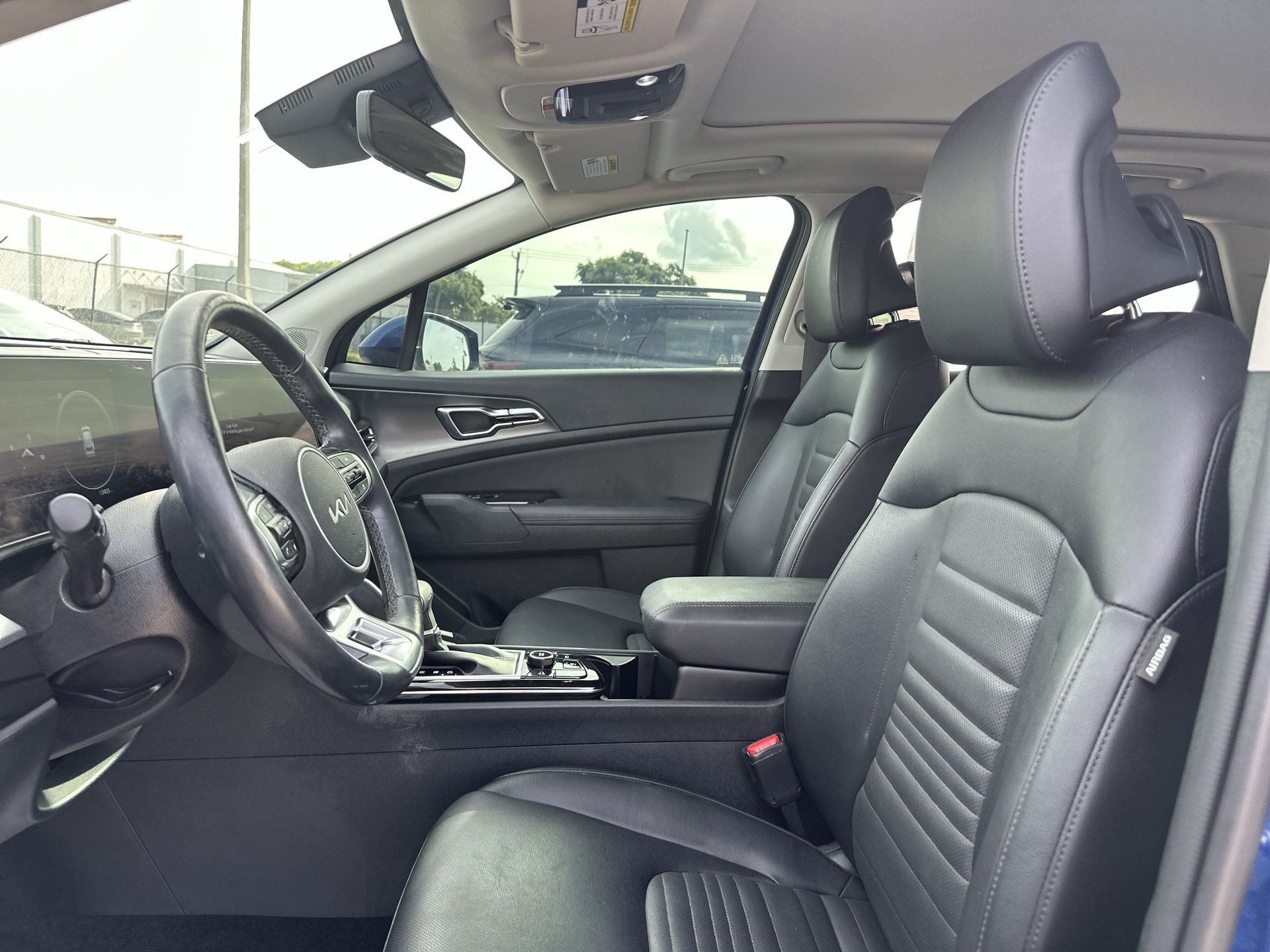 Certified 2025 Kia Sportage SX FWD image 13