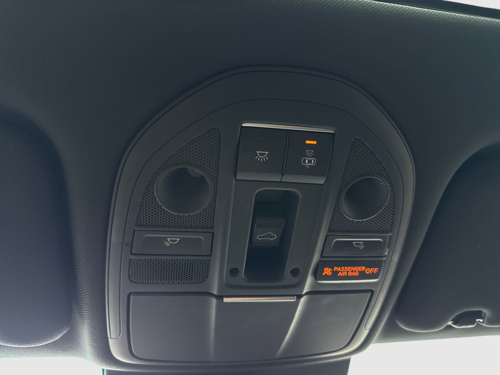 Used 2023 Genesis G70 2.0T w/ Sport Prestige Package image 35