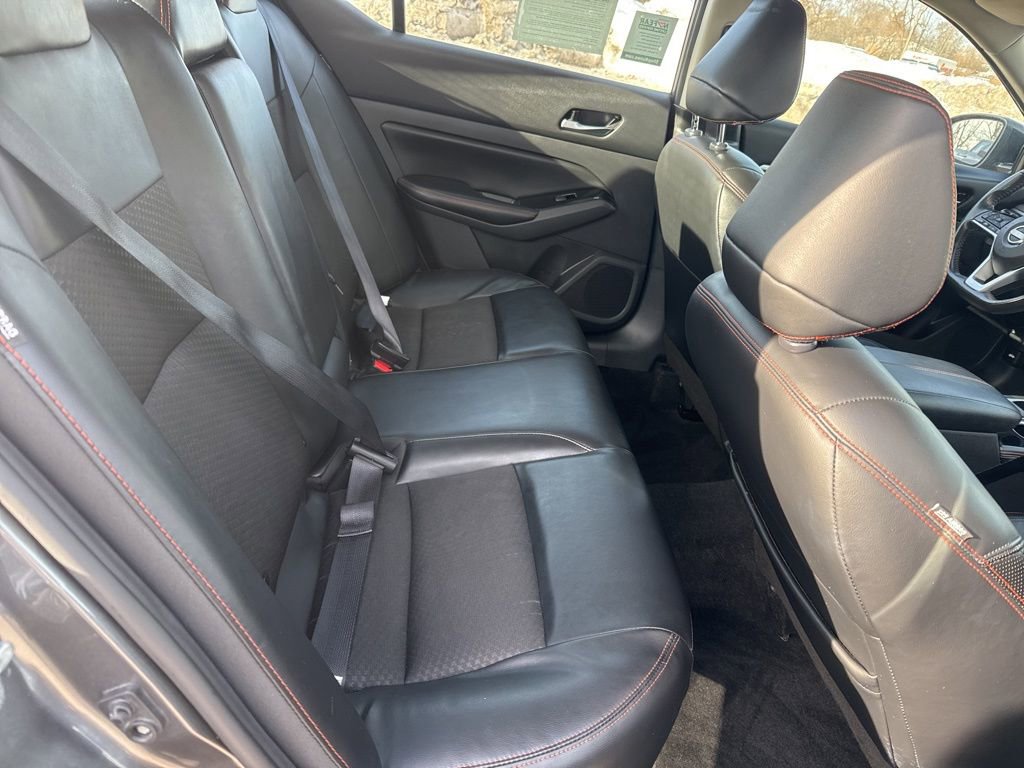 Used 2024 Nissan Altima 2.5 SR FWD image 29