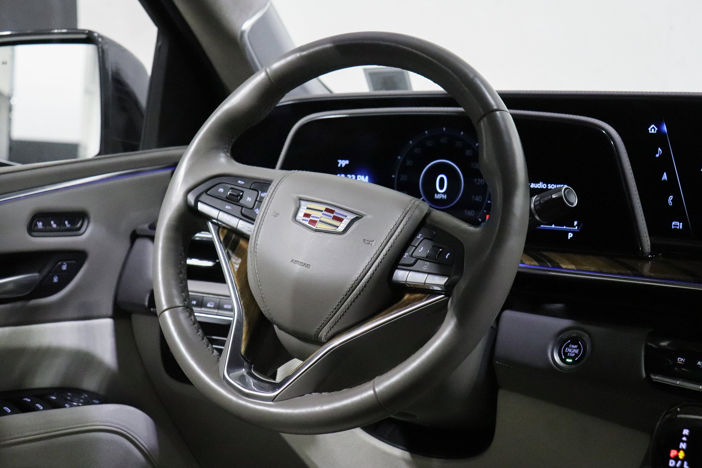 Used 2022 Cadillac Escalade ESV Sport Platinum image 29