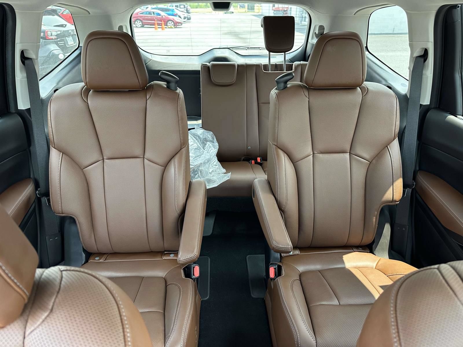Certified 2023 Subaru Ascent Touring AWD/4WD image 14