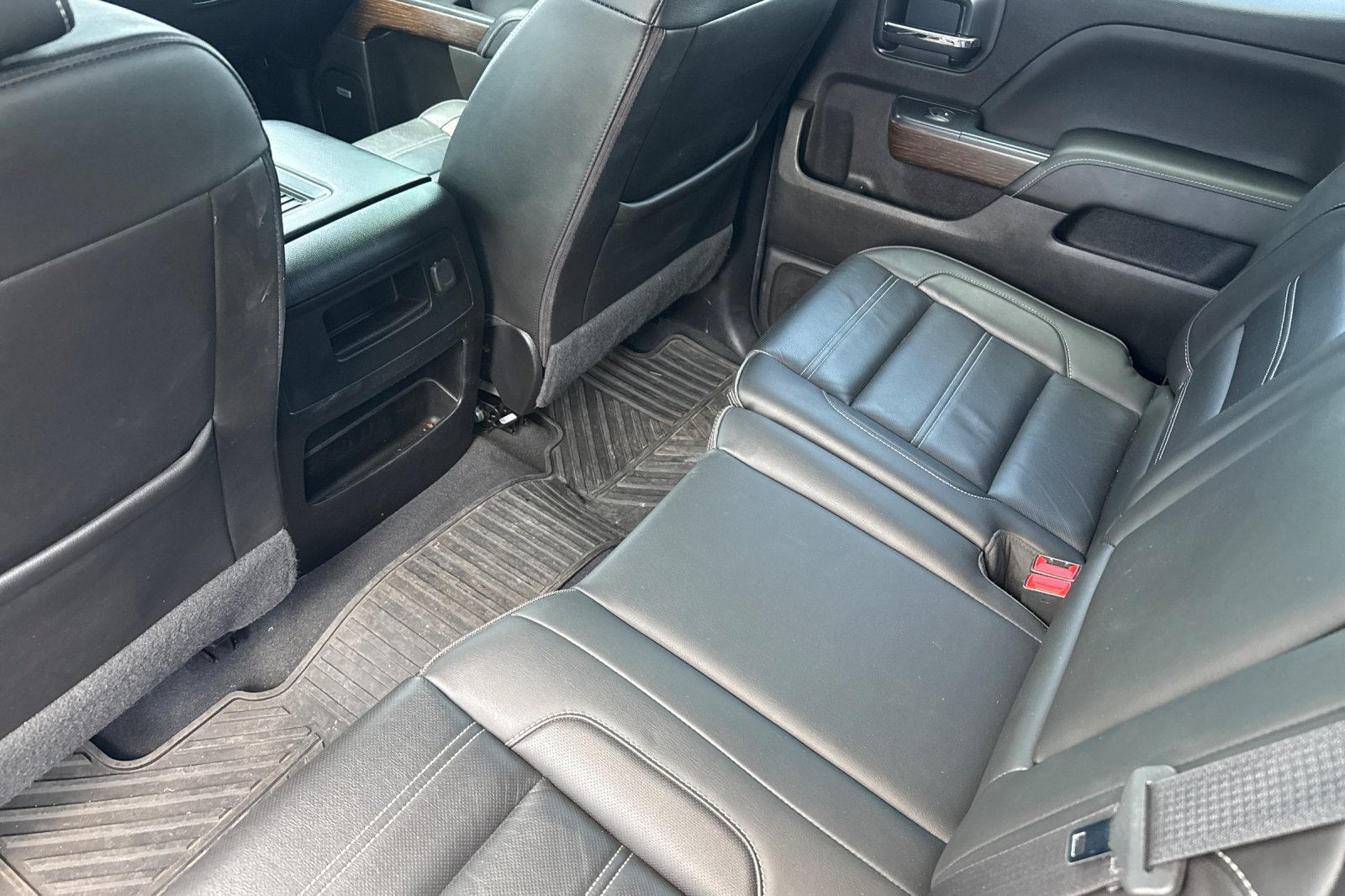 Used 2019 GMC Sierra 3500 Denali w/ Duramax Plus Package AWD/4WD image 13