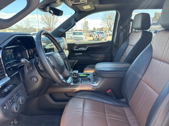 Used 2024 Chevrolet Silverado 1500 High Country w/ High Country Premium Package image 15