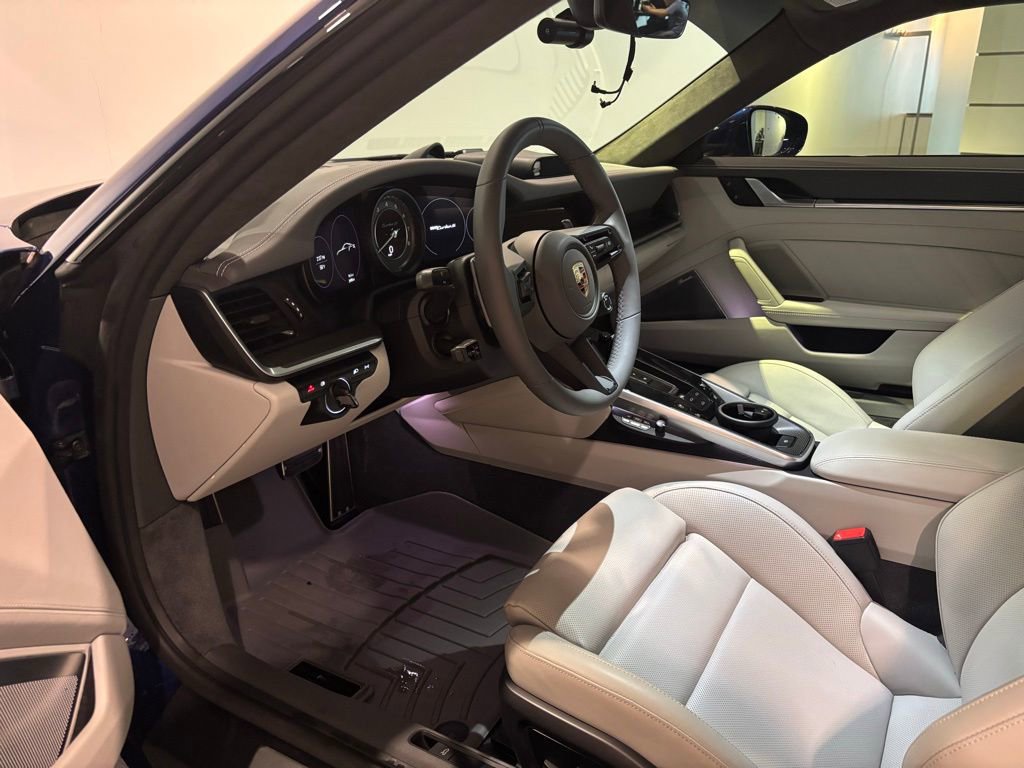Certified 2025 Porsche 911 Turbo S image 4