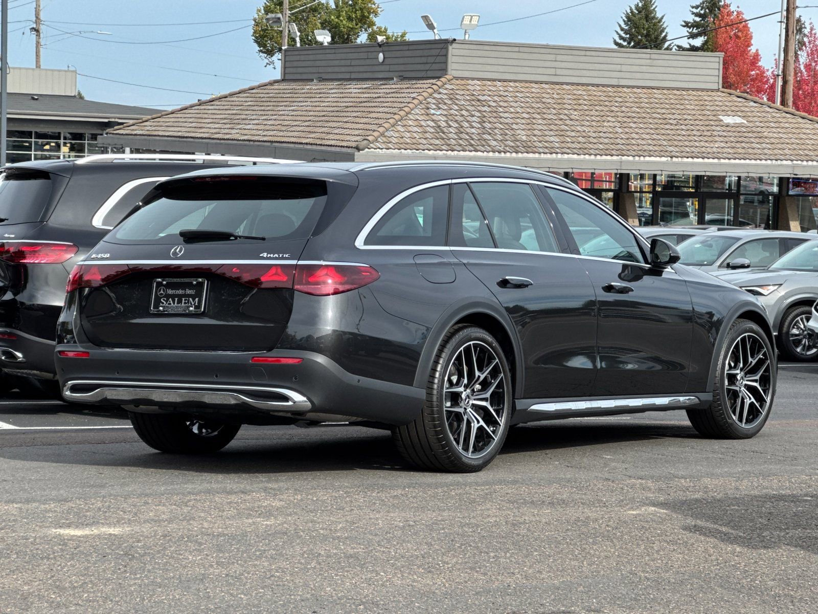 New 2026 Mercedes-Benz E 450 4MATIC All-Terrain Wagon image 4
