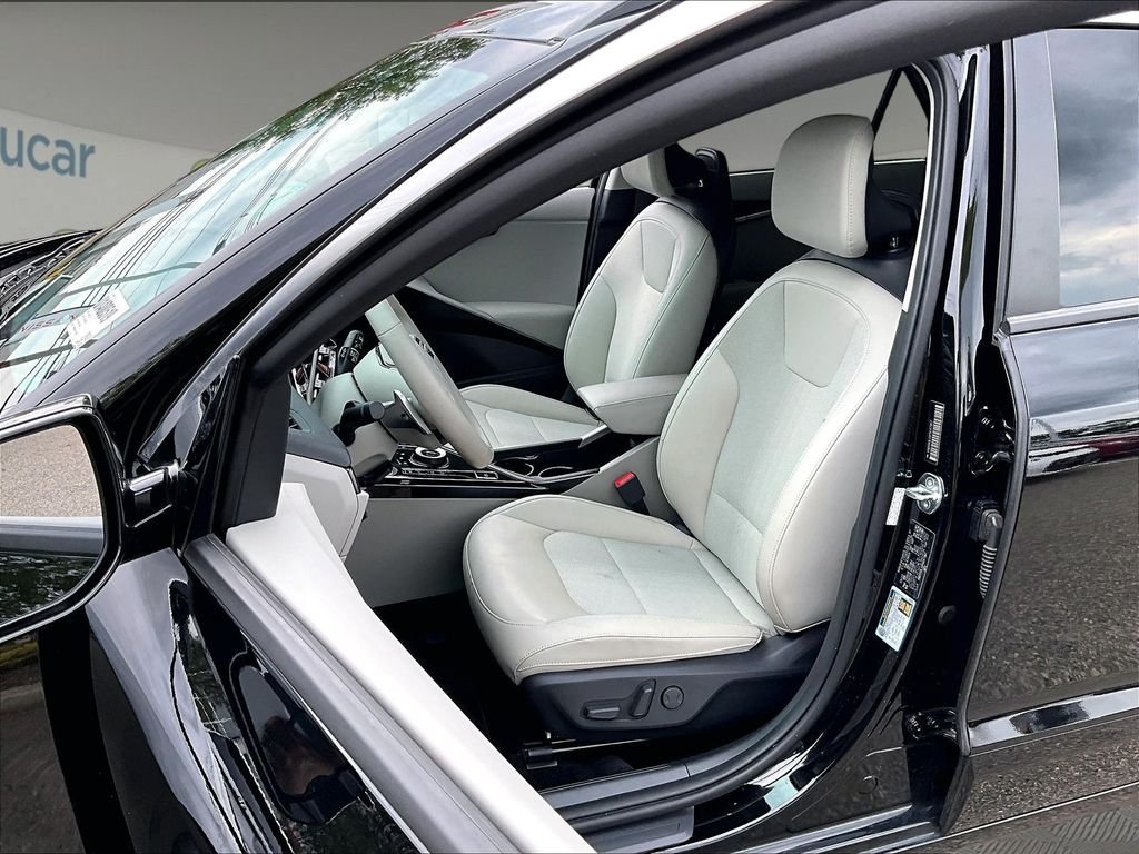 Used 2023 Kia Niro Wind w/ Wind Preserve Package FWD image 10