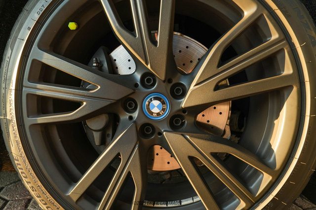 Used 2017 BMW i8 image 56