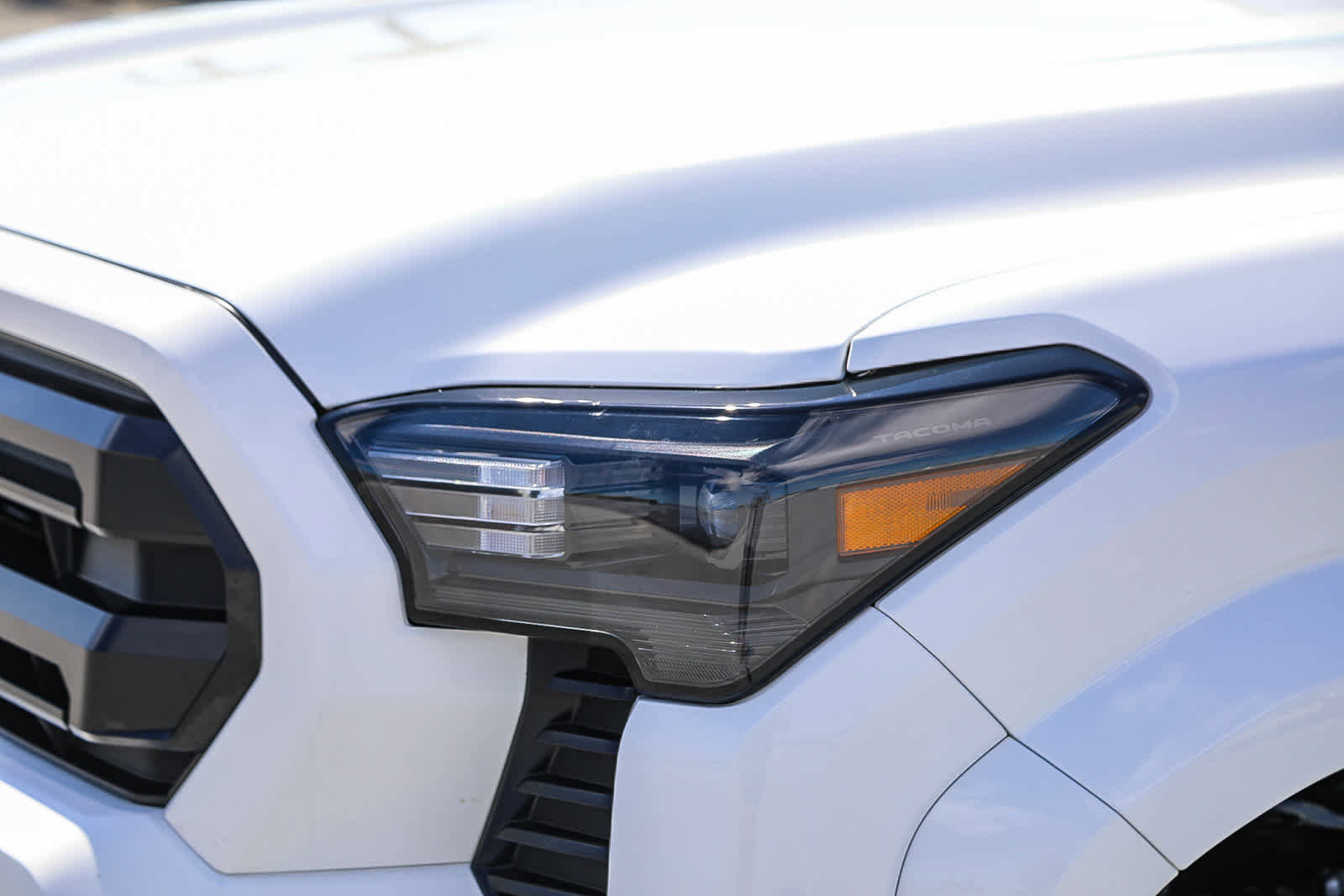 Used 2025 Toyota Tacoma SR RWD image 8