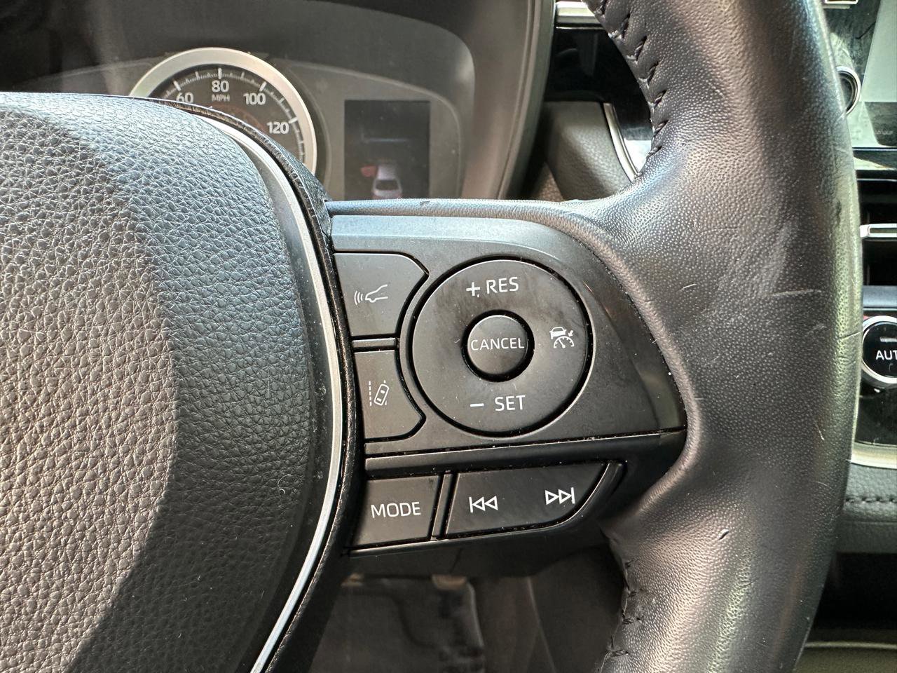 Used 2021 Toyota Corolla SE image 19