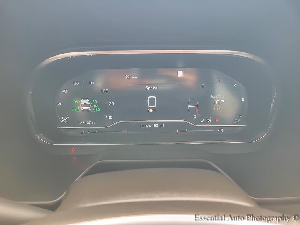 Used 2023 GMC Yukon SLT image 14