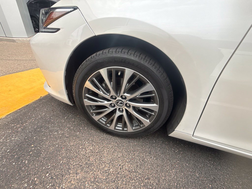 Used 2019 Lexus ES 350 w/ Premium Package FWD image 8
