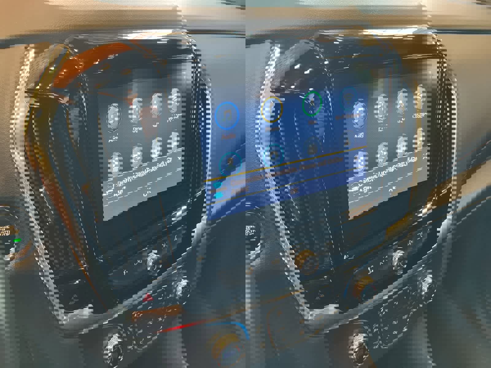 Used 2022 Chevrolet Traverse RS w/ LPO, Floor Liner Package image 24