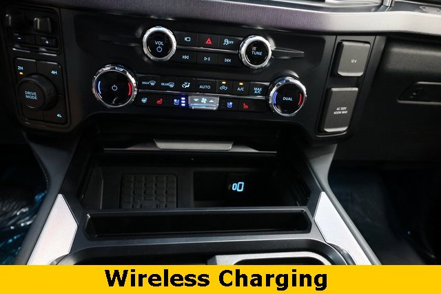 Used 2025 Ford F450 Platinum w/ FX4 Off-Road Package image 40