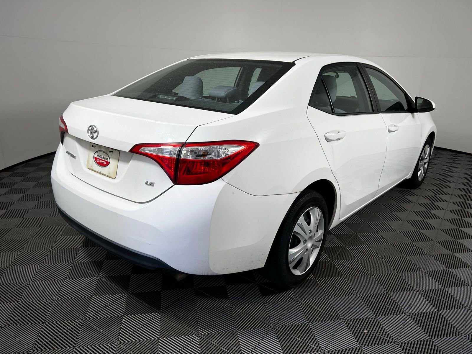 Used 2016 Toyota Corolla LE image 5