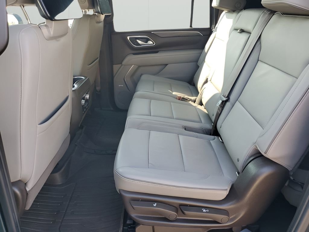 Used 2021 GMC Yukon XL SLT w/ Rear Media and Nav Package image 20