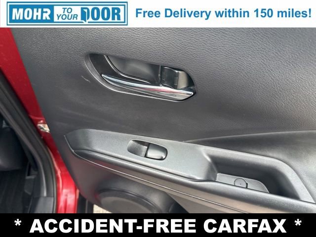 Used 2018 Nissan Kicks SR w/ Premium Package image 30