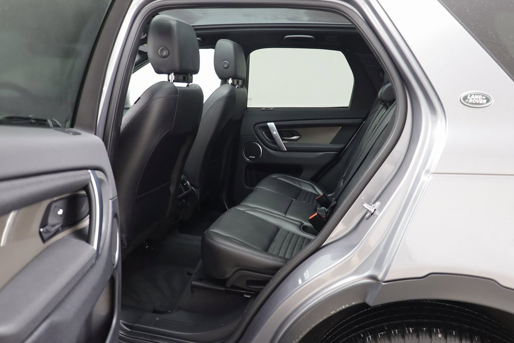 Used 2022 Land Rover Discovery Sport SE image 15