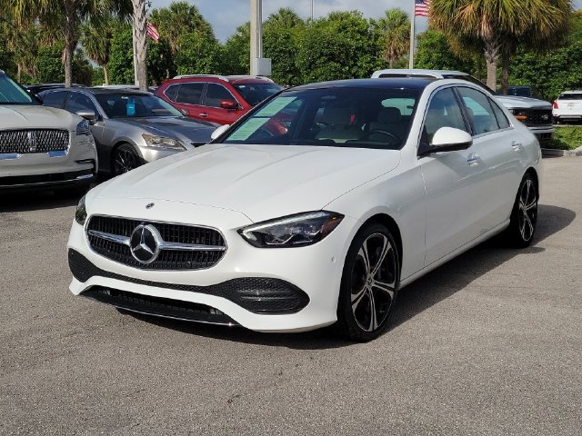 Used 2023 Mercedes-Benz C 300 Sedan image 3