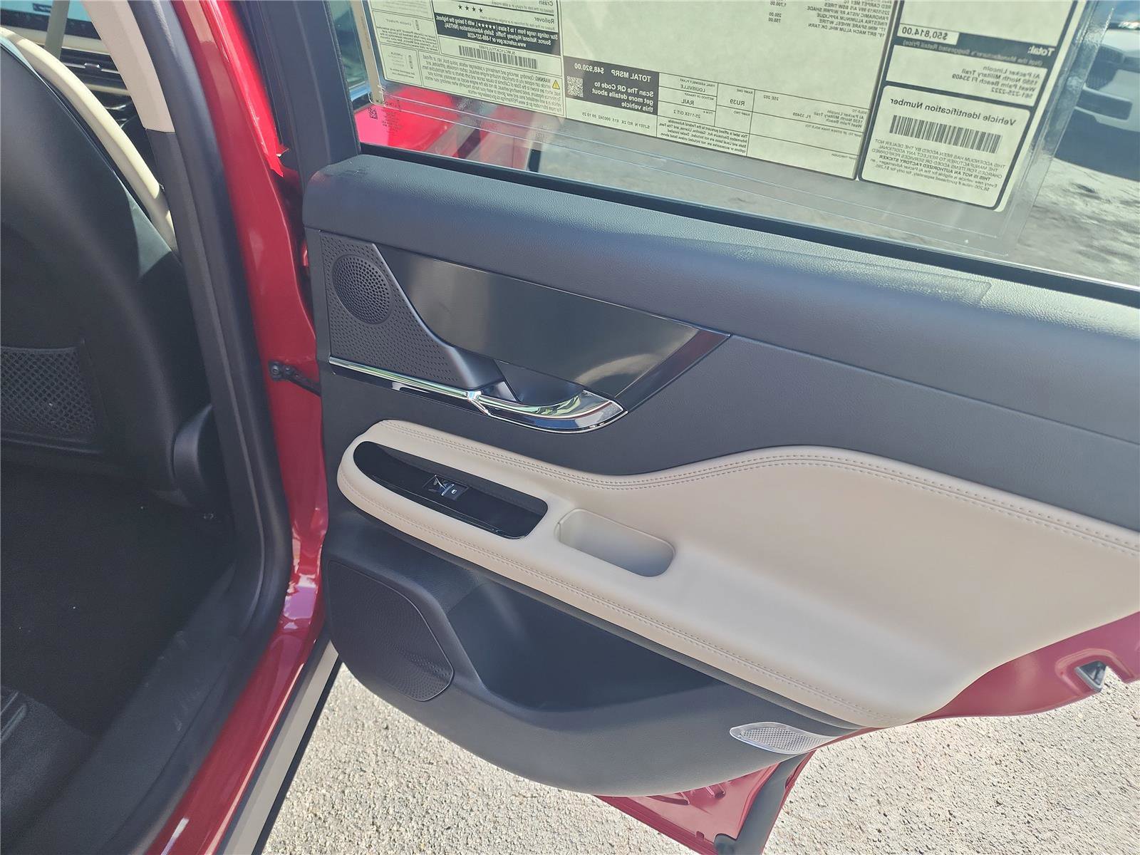 New 2026 Lincoln Corsair Premiere image 20